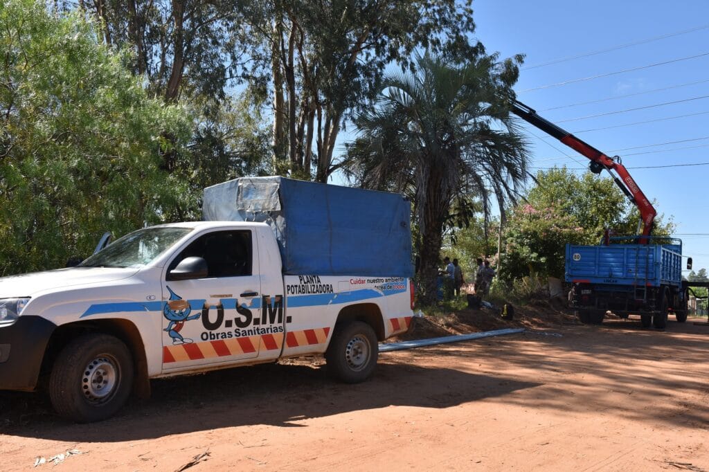 EDOS: Reparó conexión de agua en Tavella y República Argentina