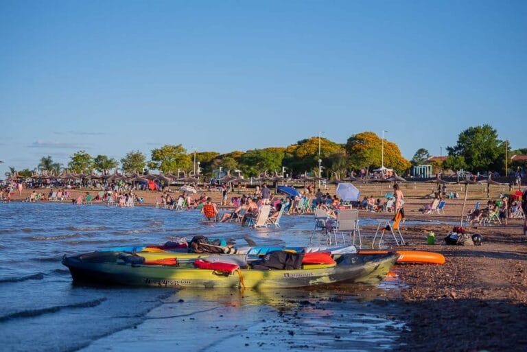 Federación da inicio a la Temporada de Verano 2025/2026 con un evento en Playa Grande