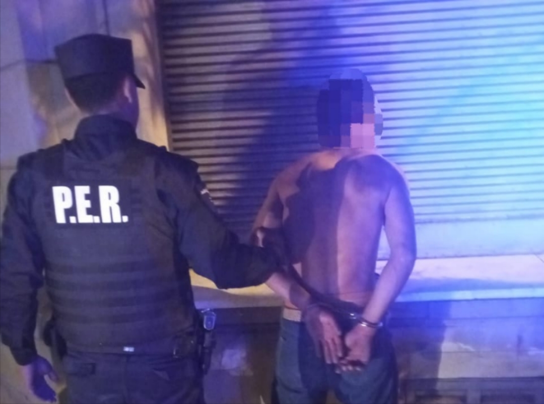 Intentó sustraer 5 mil pesos golpeando a una mujer