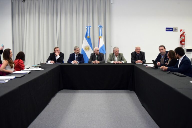 El gobierno impulsa el desarrollo rural y específicamente de la apicultura familiar junto a Naciones Unidas