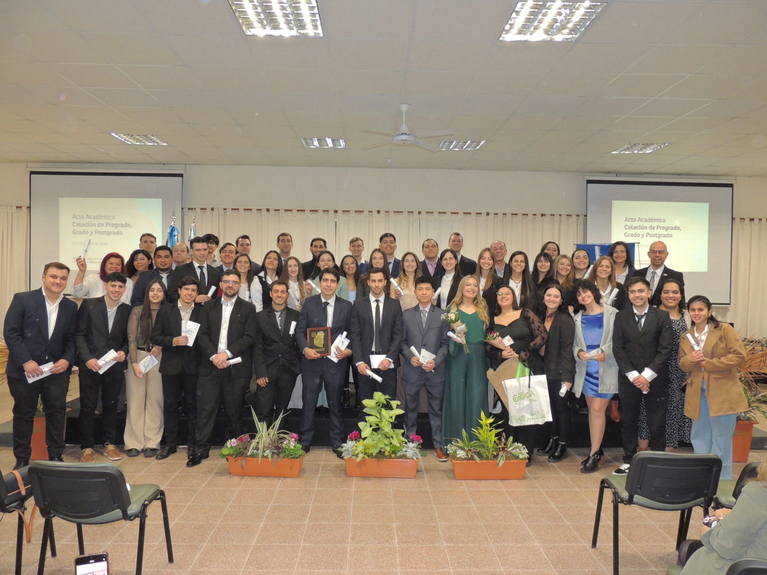 Facultad de Ciencias de la Administración: Colación de Pre Grado, Grado y Posgrado