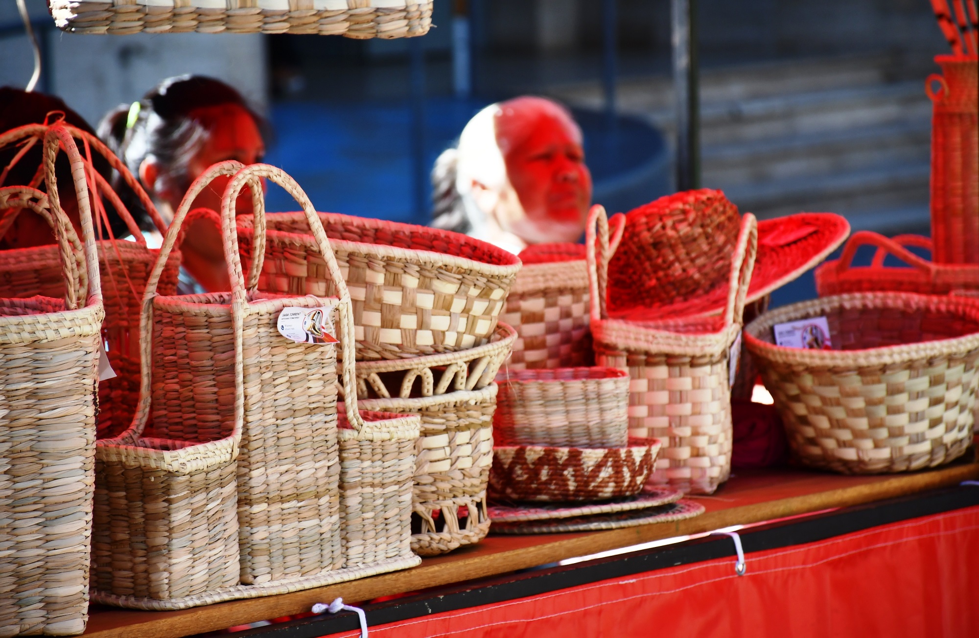 Artesanos de distintas partes del país en la 2° Fiesta del Canasto y Artesanías tradicionales