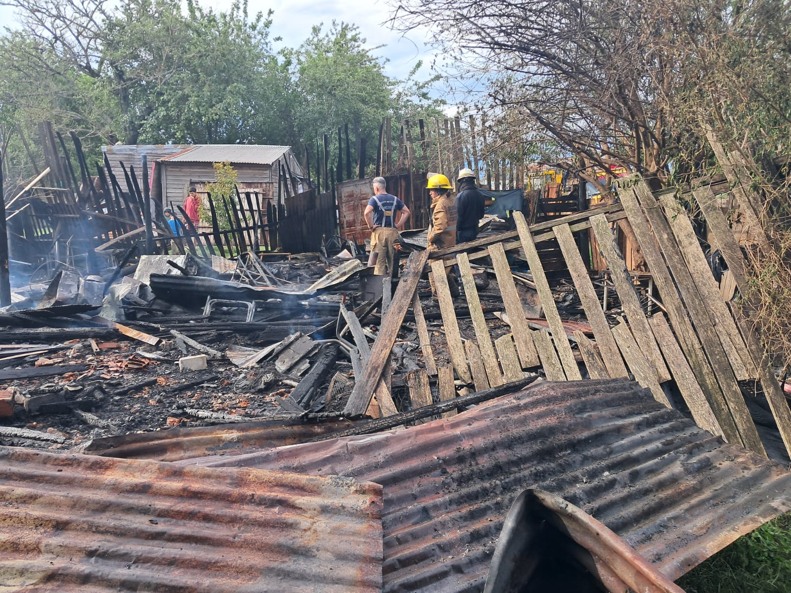 Investigan el incendio de una vivienda: el dueño estaba trabajando