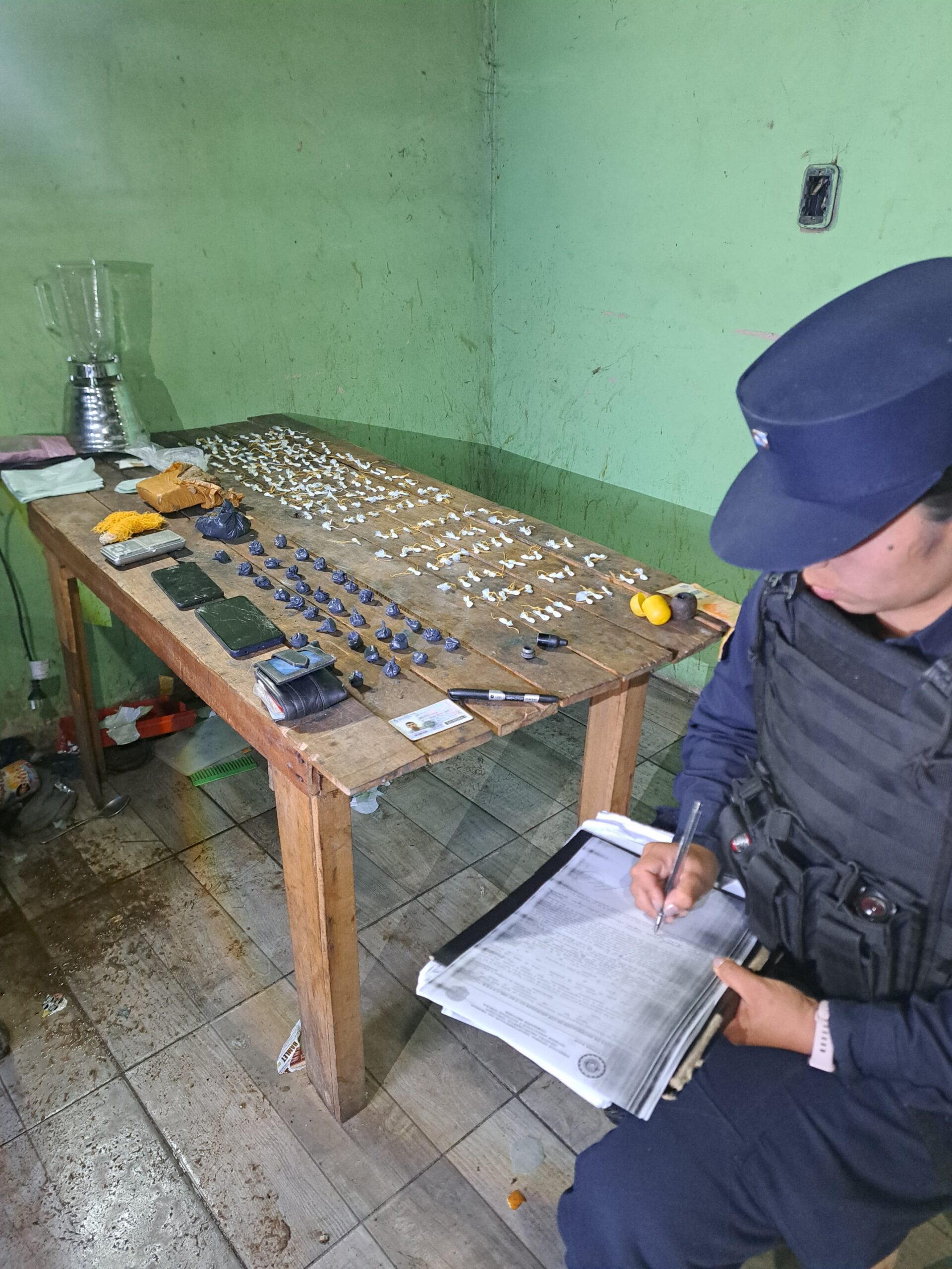 Cinco Allanamientos, Siete Detenidos, secuestro de más 300 dosis de Cocaína y más de medio kilo de Marihuana