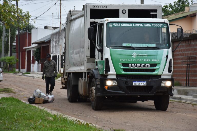 Recolección de residuos durante el Feriado por el «Día de la Soberanía Nacional»