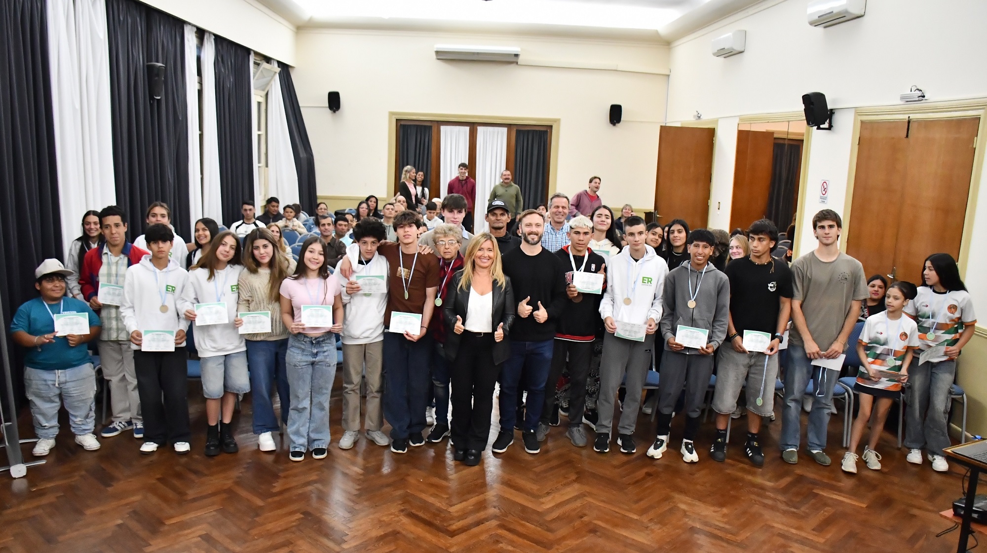 Deportistas concordienses fueron reconocidos por su participación en los Juegos Nacionales Evita