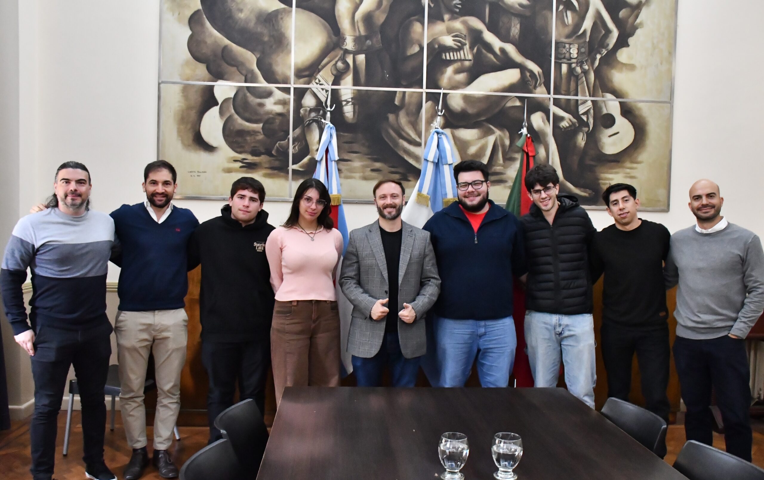 Azcué recibió a los estudiantes ganadores del «Rally Latinoamérico de Innovación 2025»