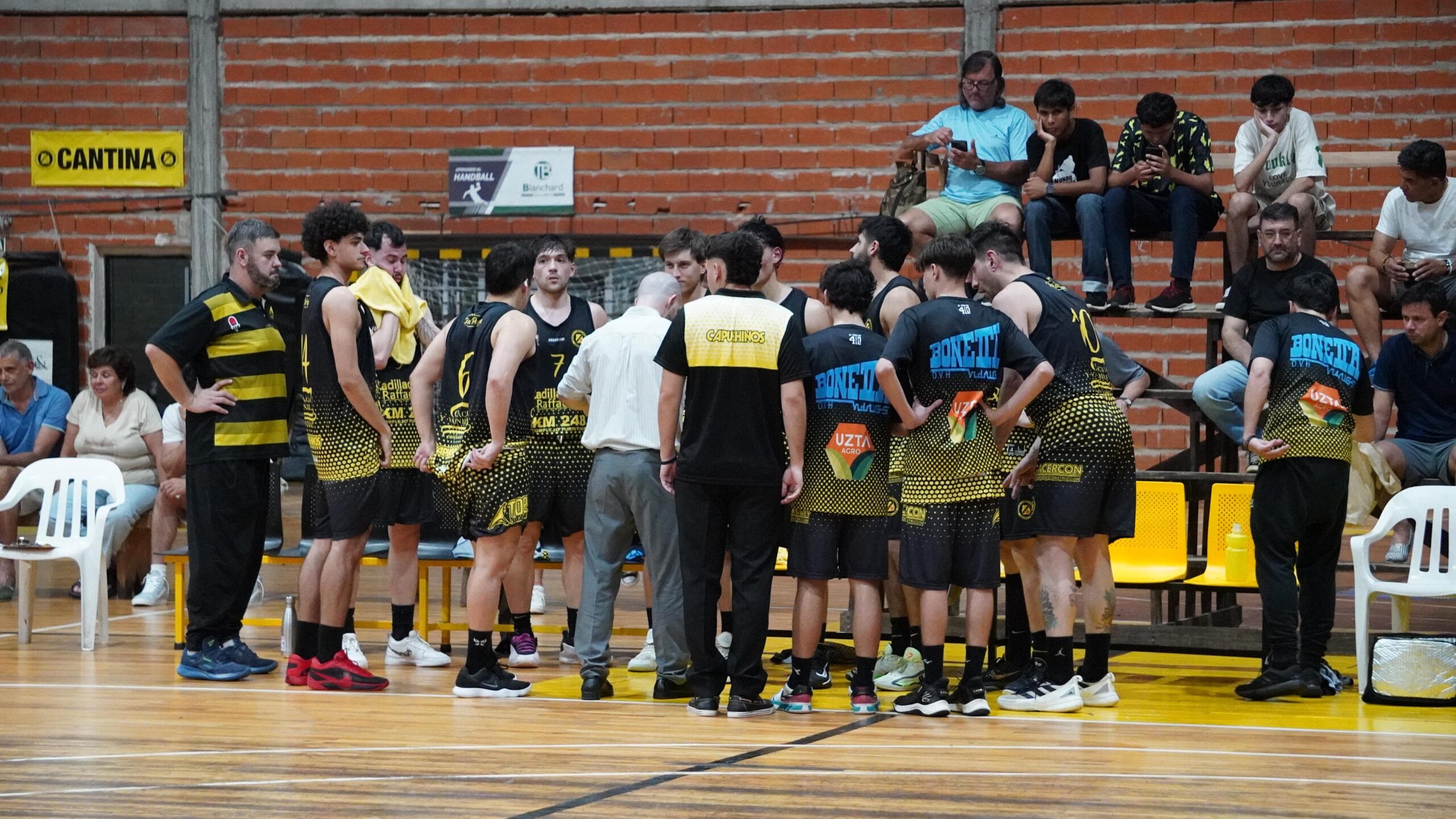 Básquet: Capuchinos ganó en la Liga Profesional de Mayores