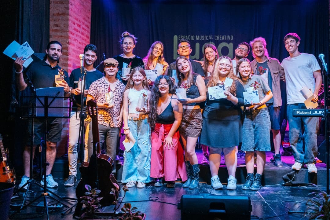 La concordiense que hizo de la música un refugio: la historia de Lucía Gabriela Escobar