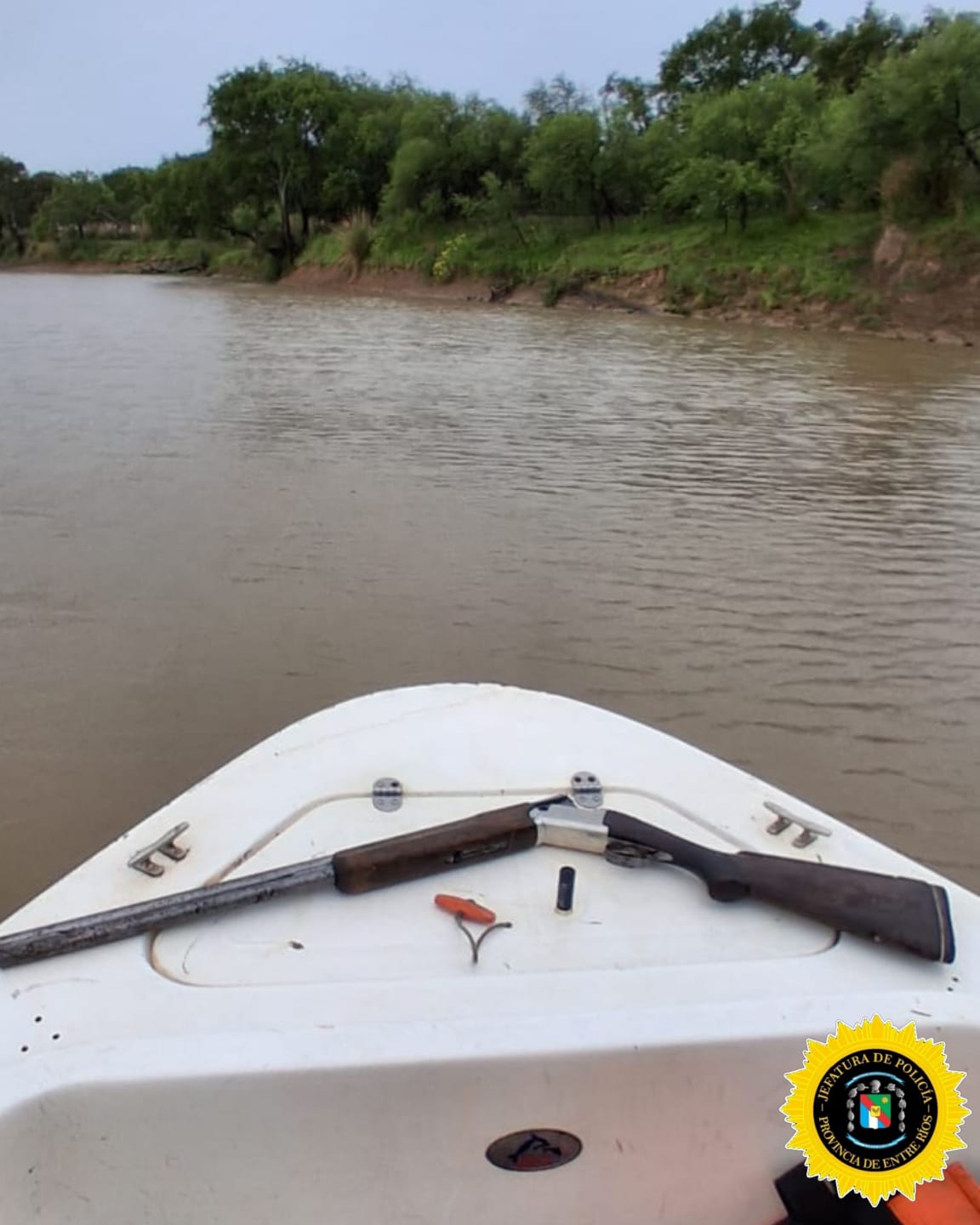 Operativos náuticos: Secuestran arma de fuego en Islas