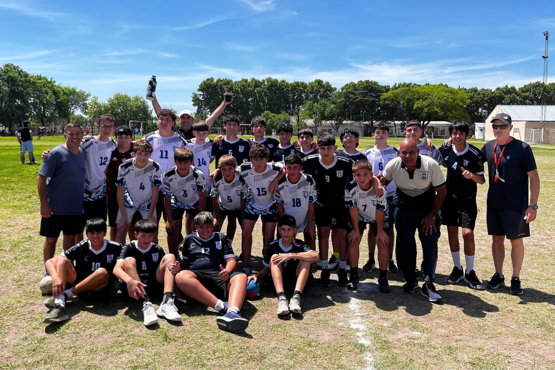 Comenzaron los intercolegiales zonales de hándbol y vóley