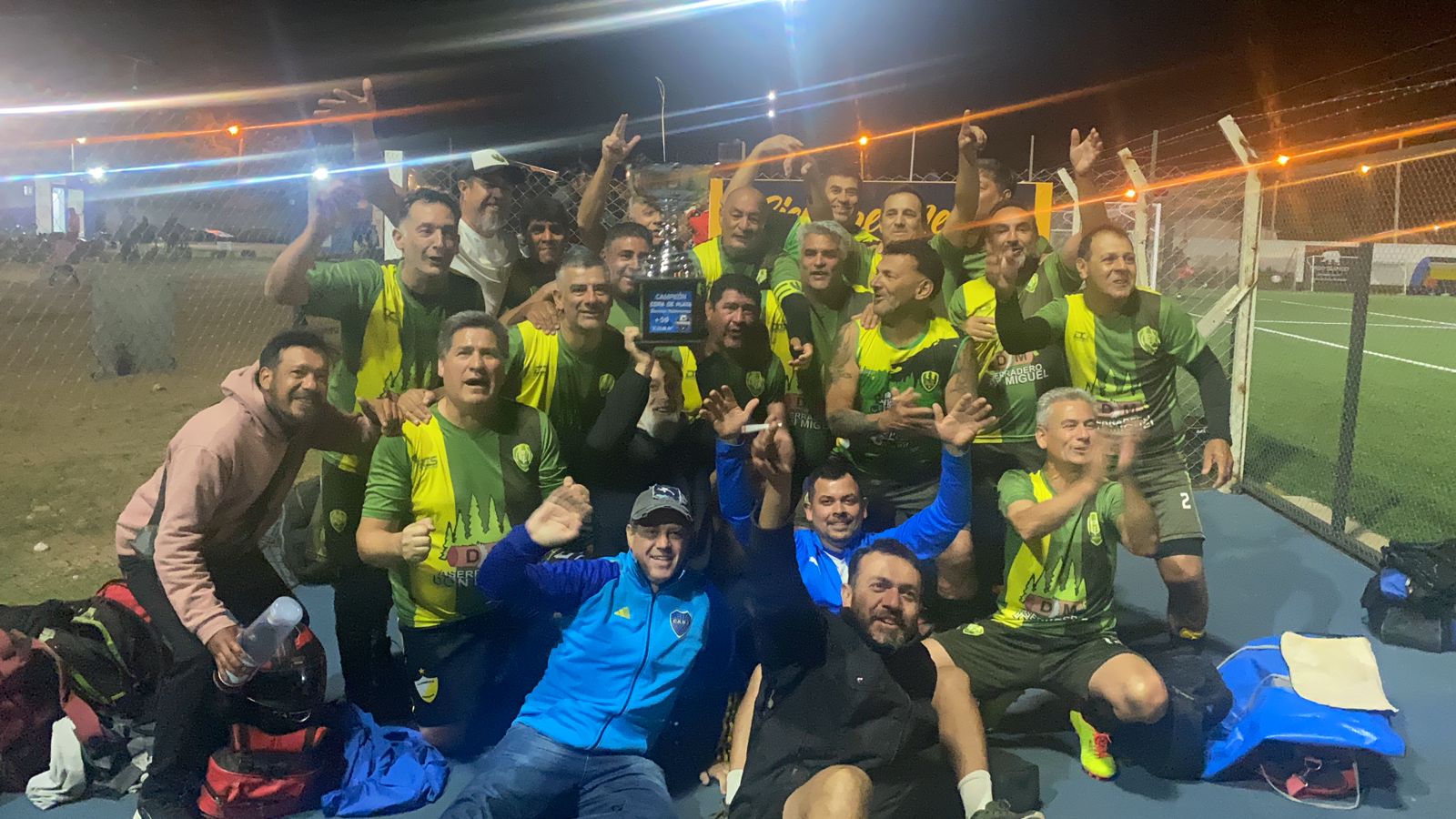 Peña Manduka Fútbol, doble campeón: un ejemplo de perseverancia y compañerismo