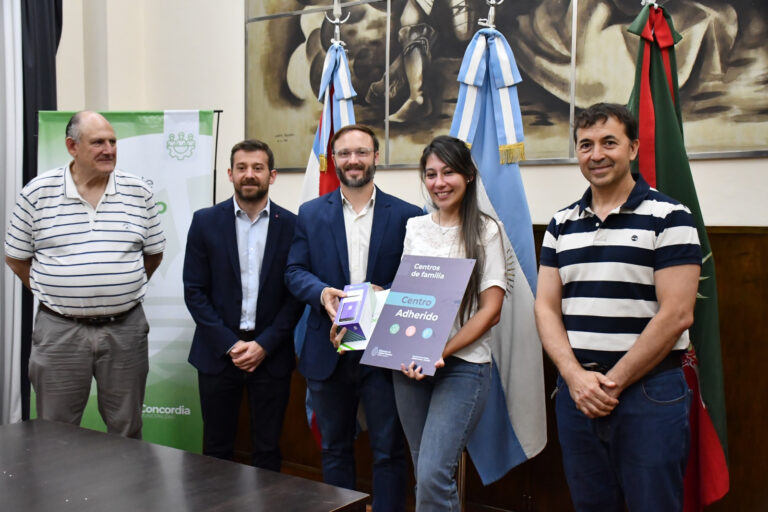 La Municipalidad y el Ministerio de Capital Humano consolidan las políticas sociales a través del programa «Centros de Familia»