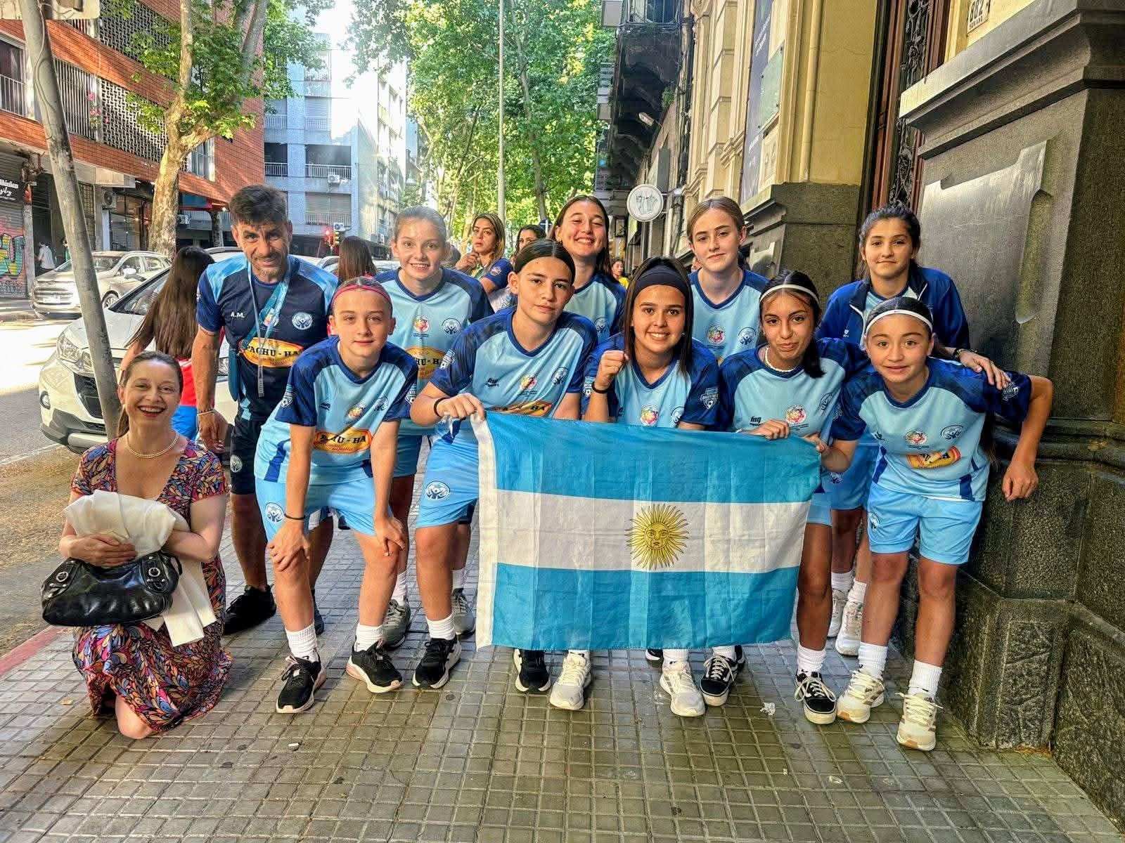 Fútbol Femenino: Concordia brilló en un torneo internacional Sub-14 en Uruguay