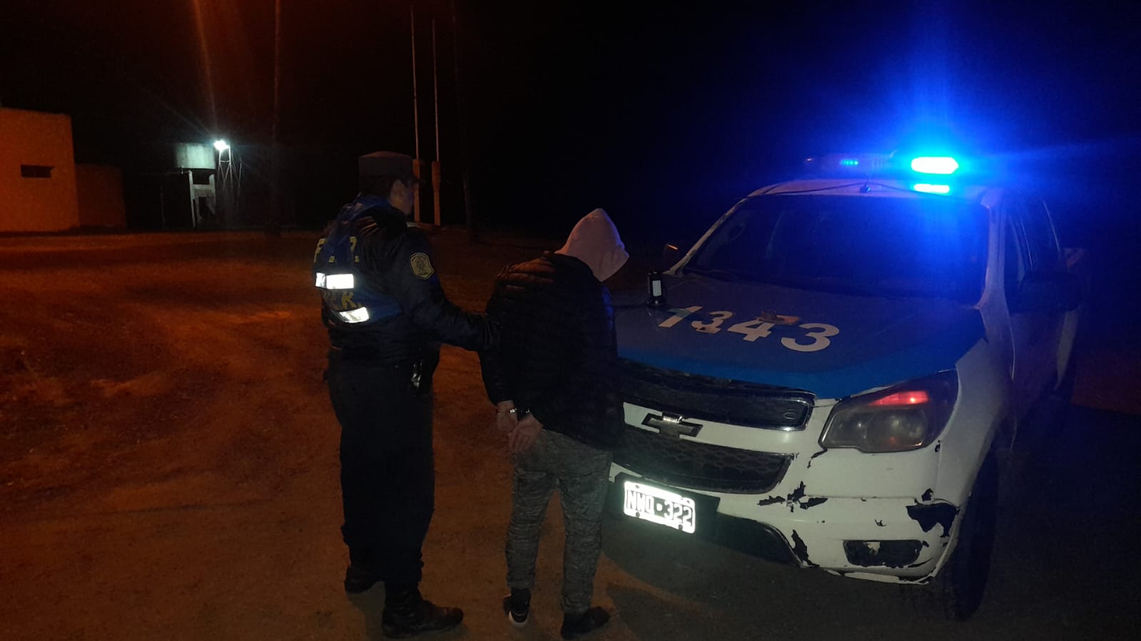 Puerto Yeruá: Un hombre es detenido con marihuana y pastillas