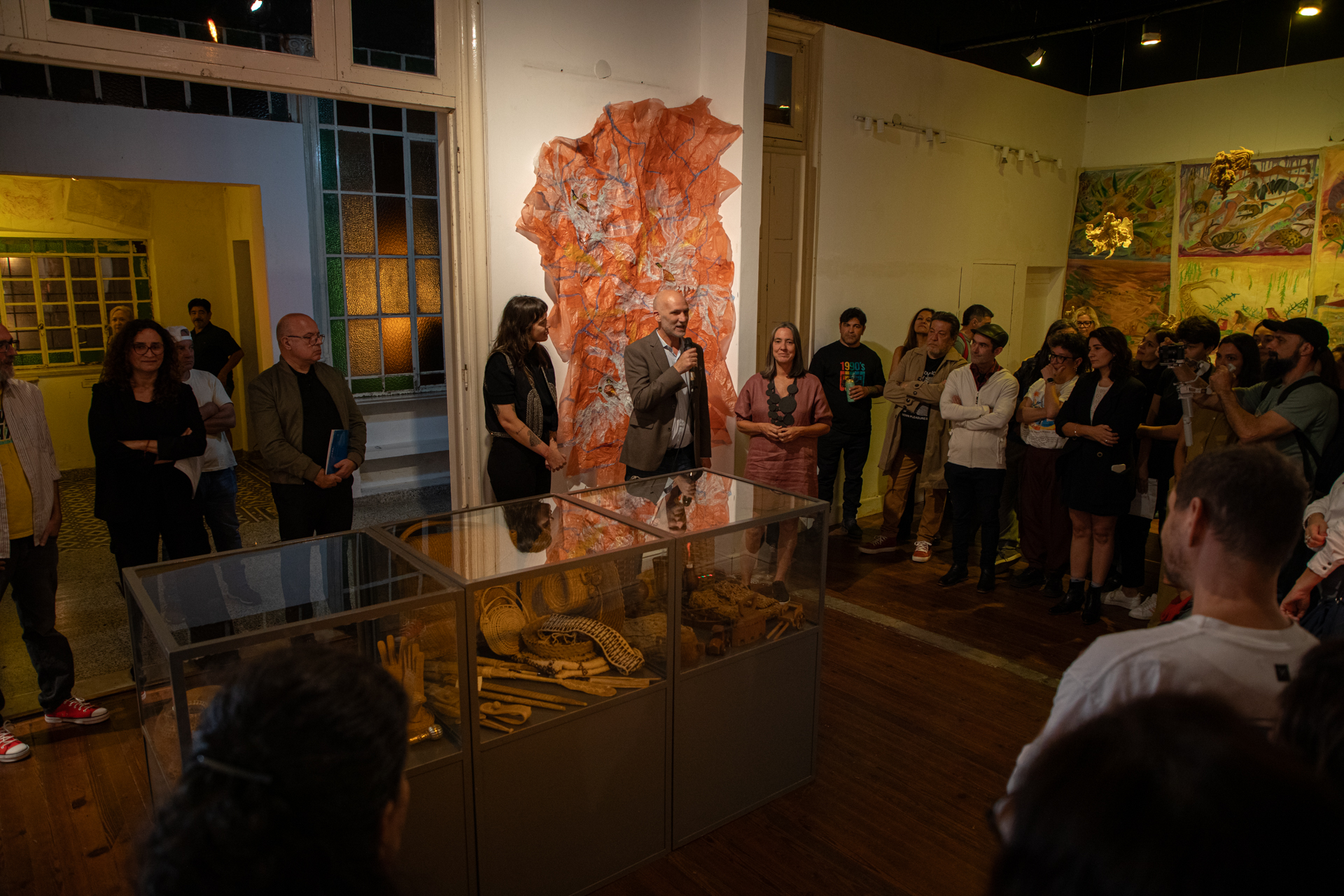 La Secretaría de Cultura de Entre Ríos impulsa una iniciativa donde dialogan las artesanías y el arte contemporáneo