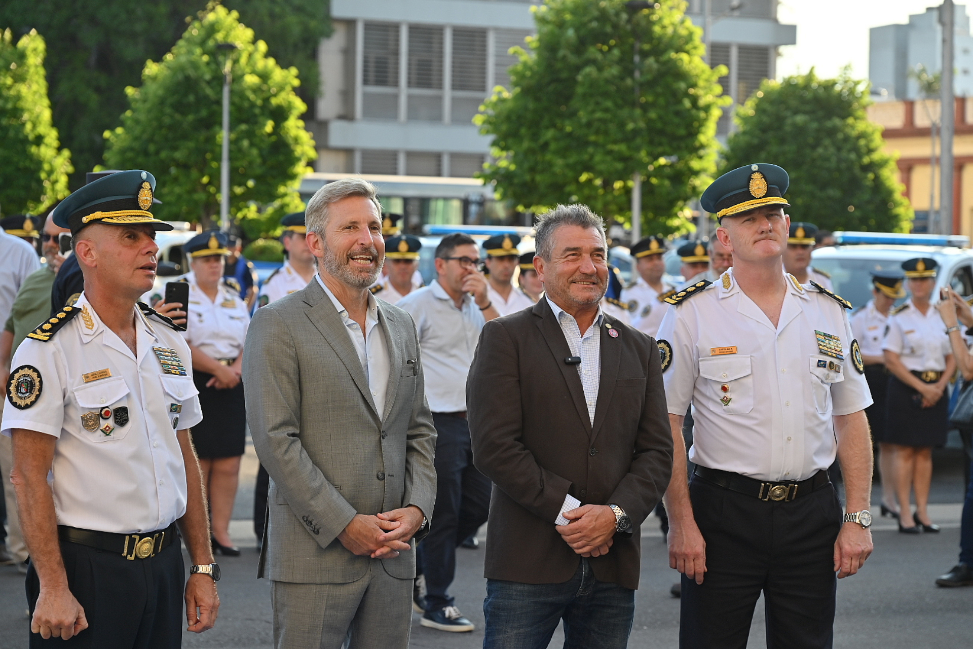 Frigerio entregó nuevos patrulleros para reforzar la seguridad de la provincia