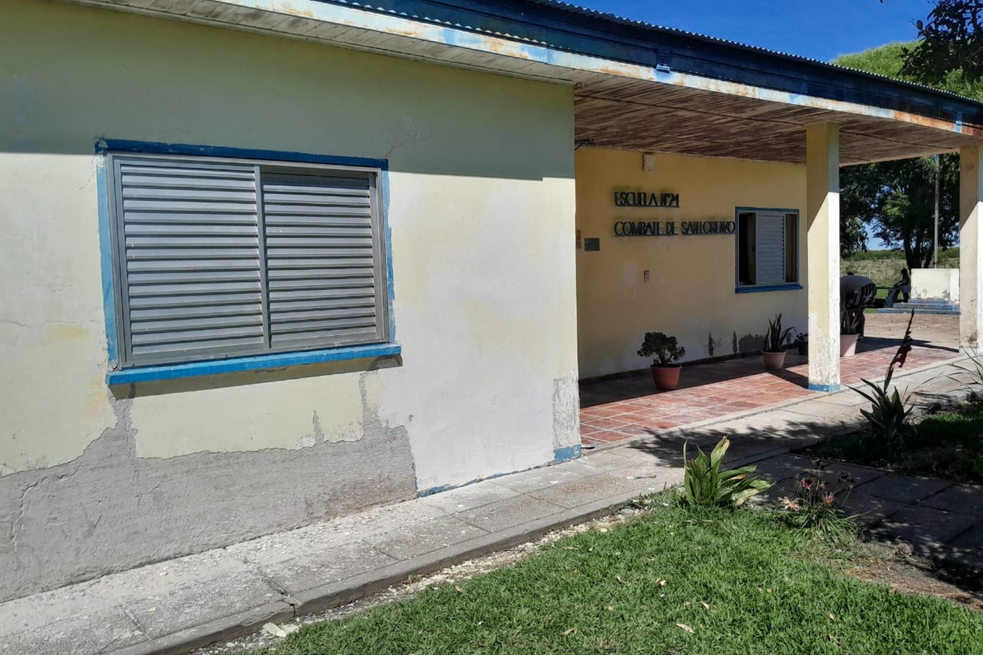 Refaccionan instalaciones en escuela rural del departamento Federal