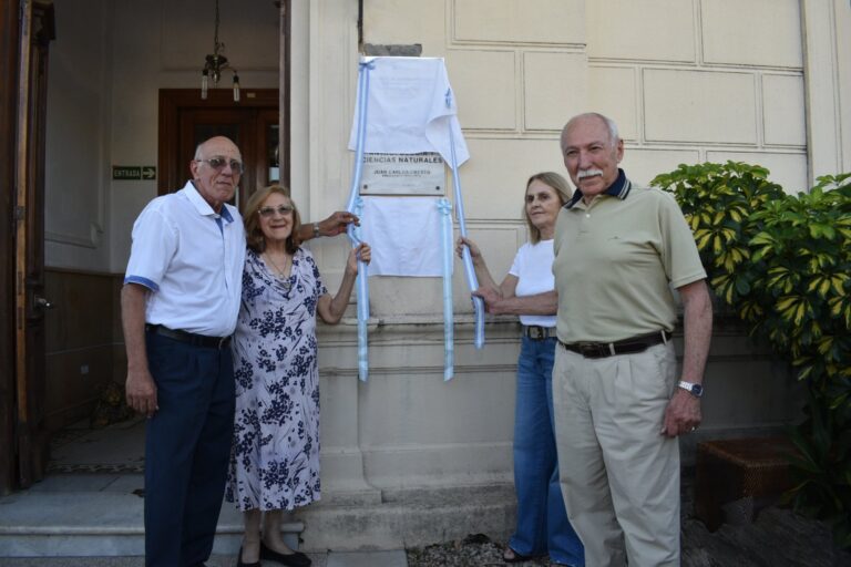 En su XXVIII Aniversario el Museo de Antropología y Ciencias Naturales pasó a llamarse «Nelson Oscar Vassallo»