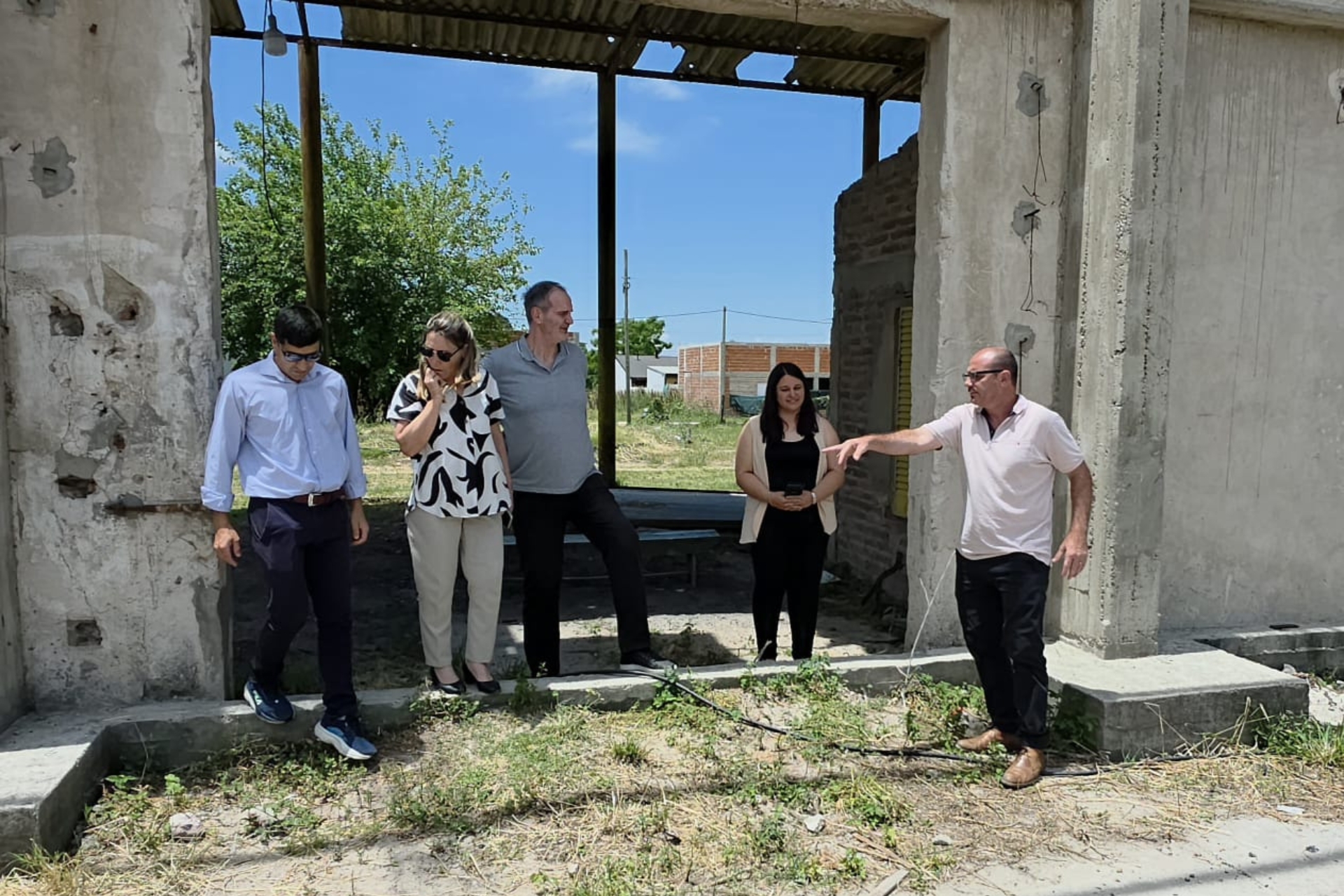 El gobierno acompañó acciones deportivas y obras de infraestructura en la localidad de Los Charrúas