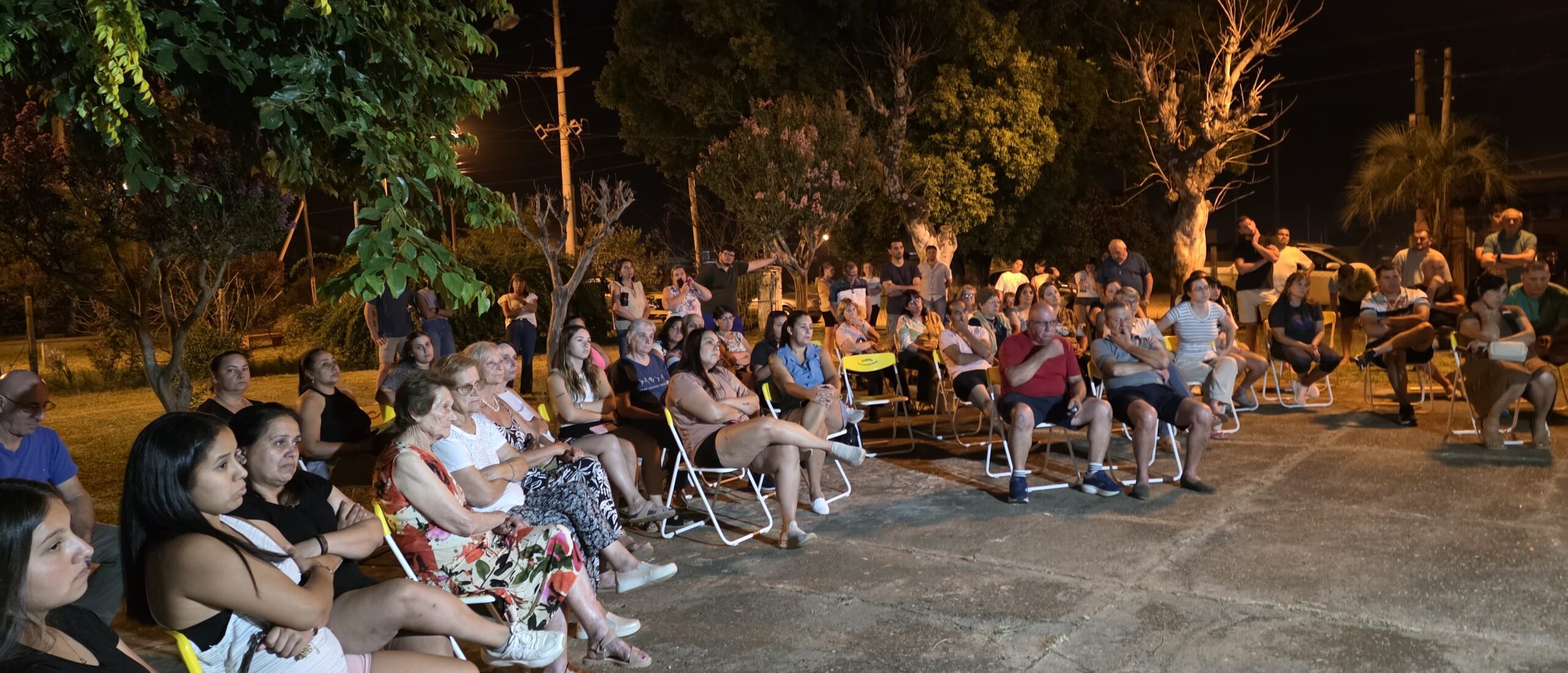 Vecinos de Las Tejas avanzan con un amparo colectivo por problemas de salud vinculados a Egger