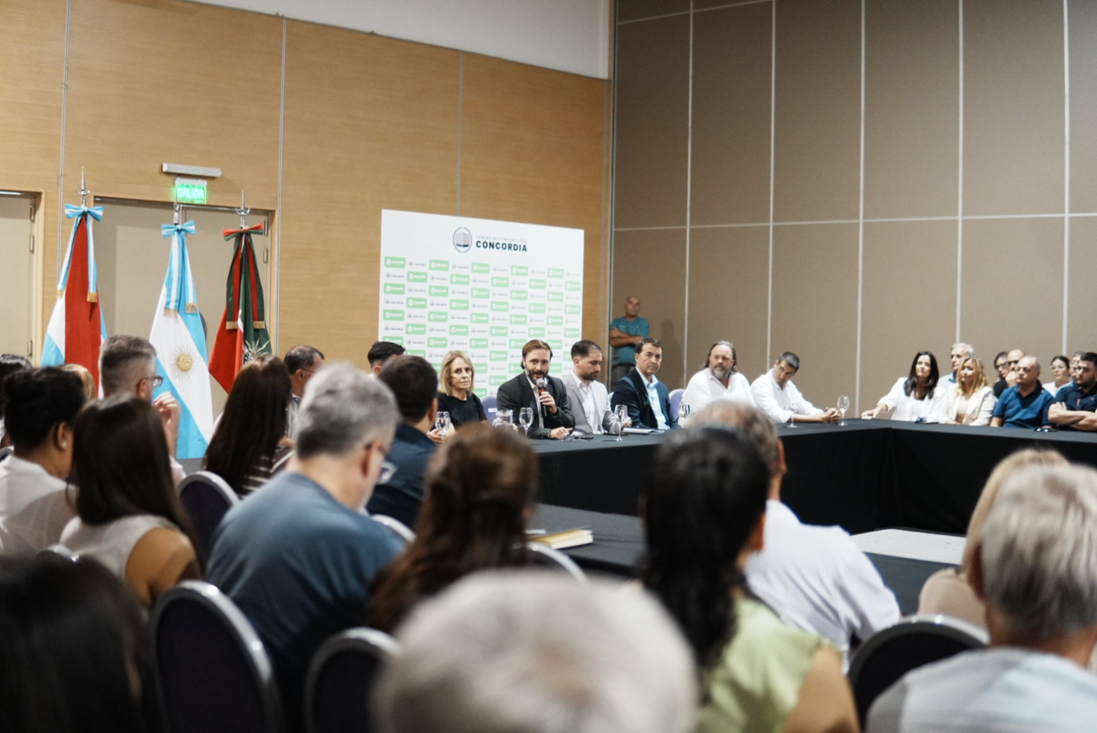 Azcué presentó el Plan de infraestructura y desarrollo para los próximos años