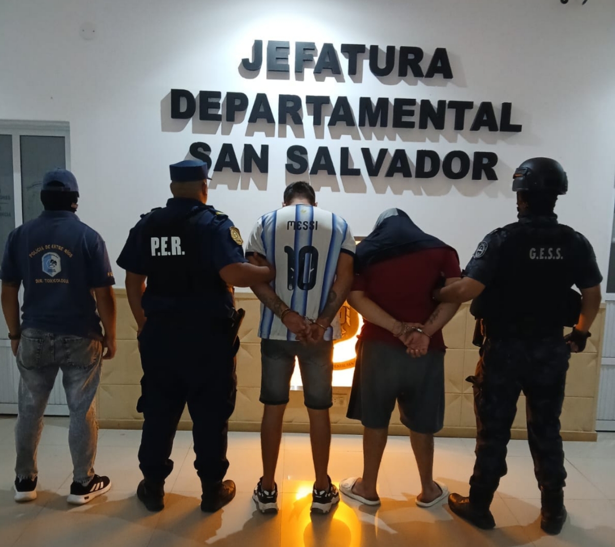 San Salvador: Allanamiento por narcomenudeo en barrio 3 Focos