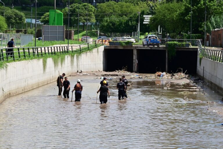 Amplio despliegue de la Policía de Entre Ríos permitió el hallazgo de las dos personas buscadas en Paraná