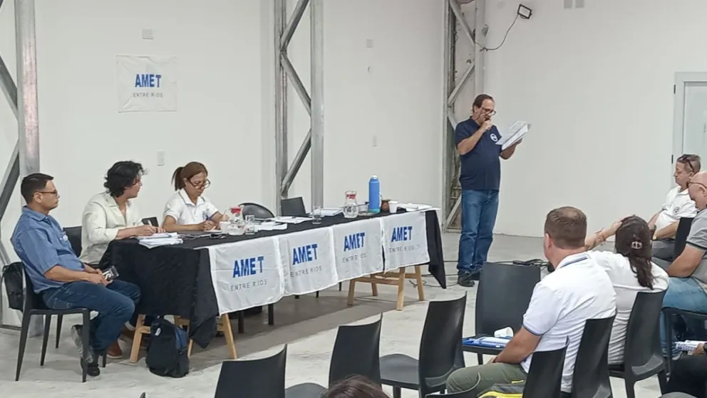 AMET Entre Ríos resolvió continuar en el Frente Sindical y no descarta un paro de 24 horas