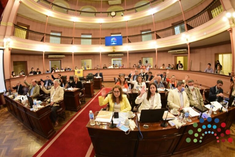 El PJ propone crear una Comisión permanente para investigar la deuda pública, con tres técnicos independientes