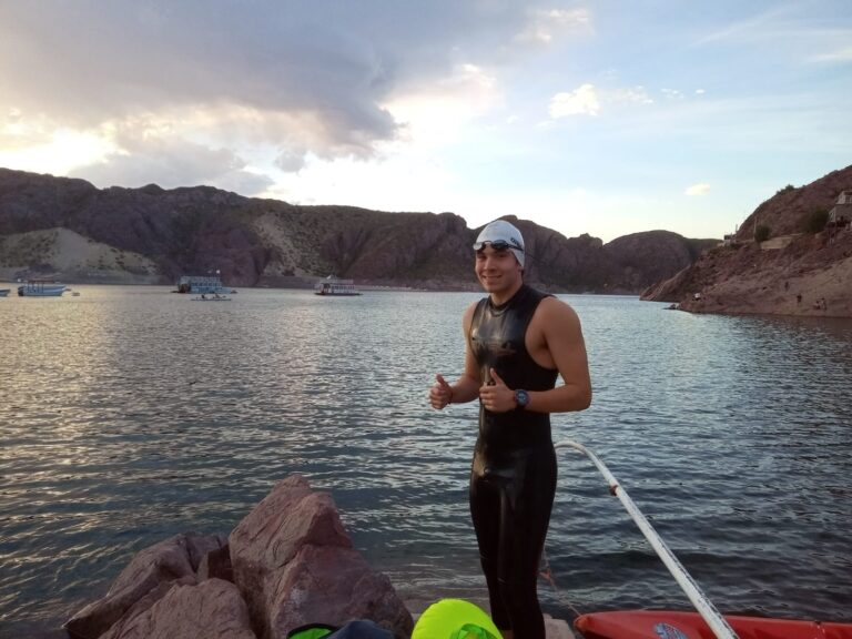 Destacada participación de un nadador del Centro Integral de Natación Lauria en el Pentathuel de Mendoza