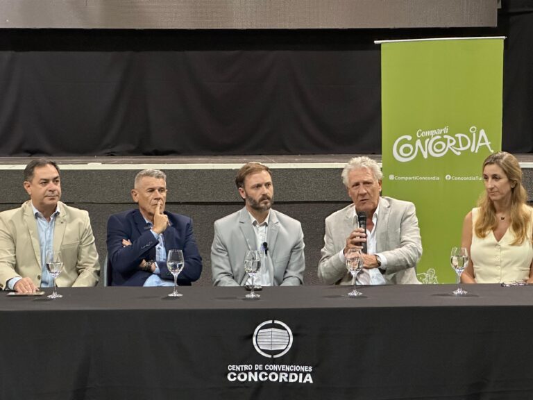 Se concretó la entrega de equipamiento para fortalecer los espacios del Lago de Salto Grande