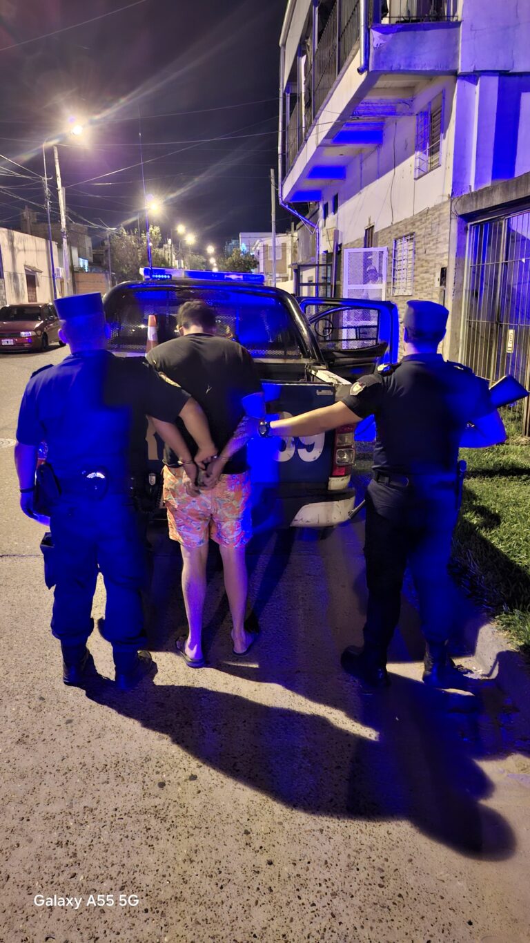 Pelea entre vecinos terminó con el secuestro de arma de fuego y dos hombres detenidos