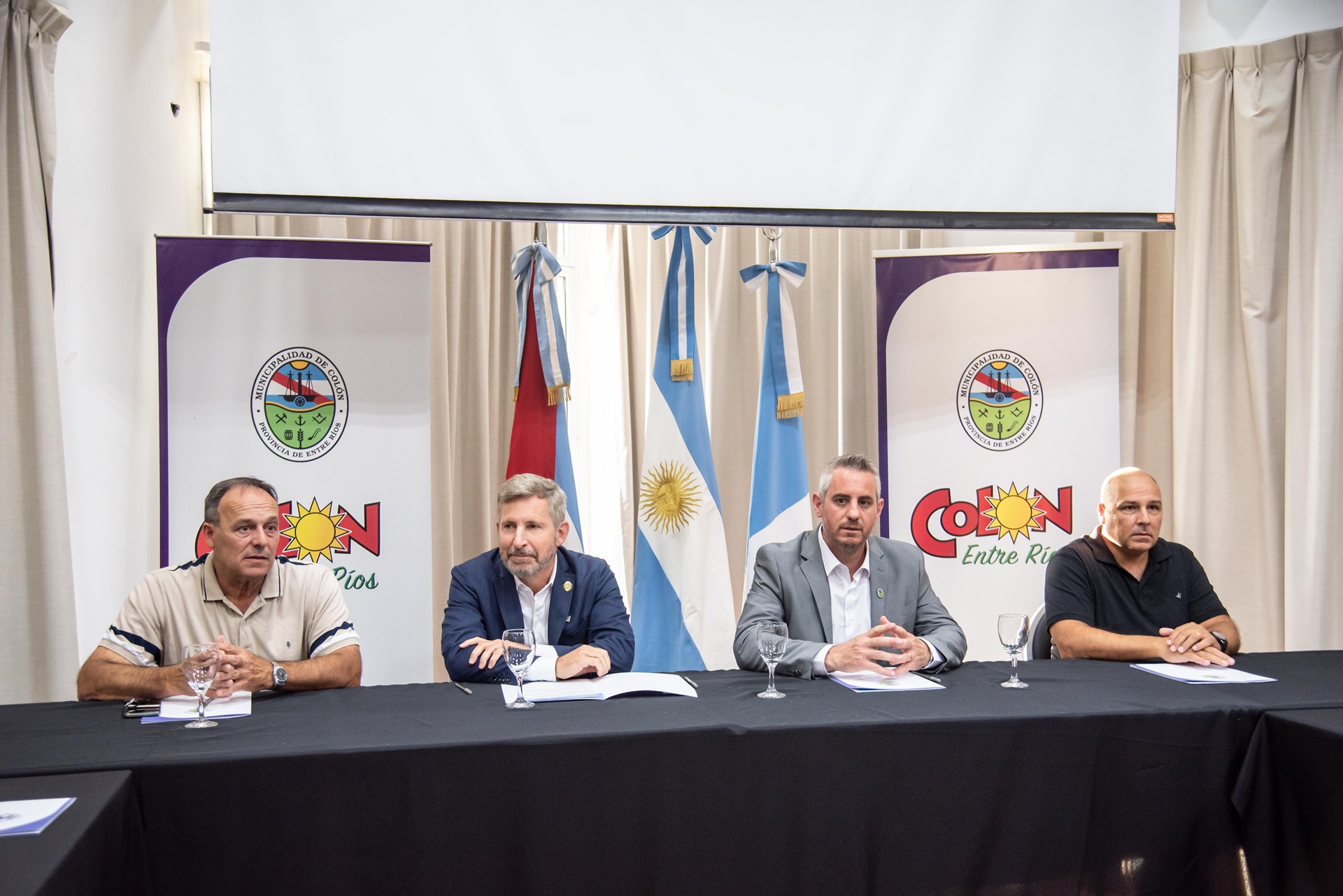 Frigerio ratificó que Entre Ríos recurrirá a la Justicia internacional si avanza la refinería frente a Colón