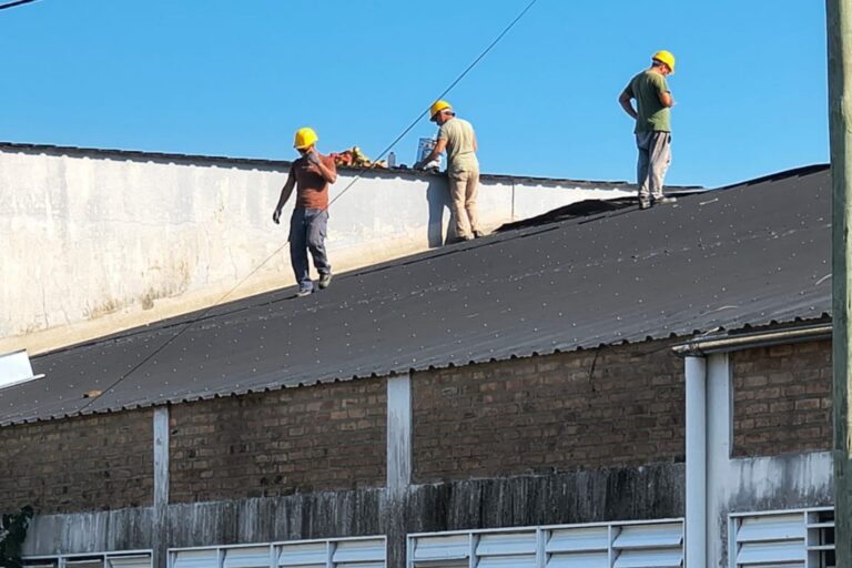 Se repara y pone en valor una escuela de Concordia