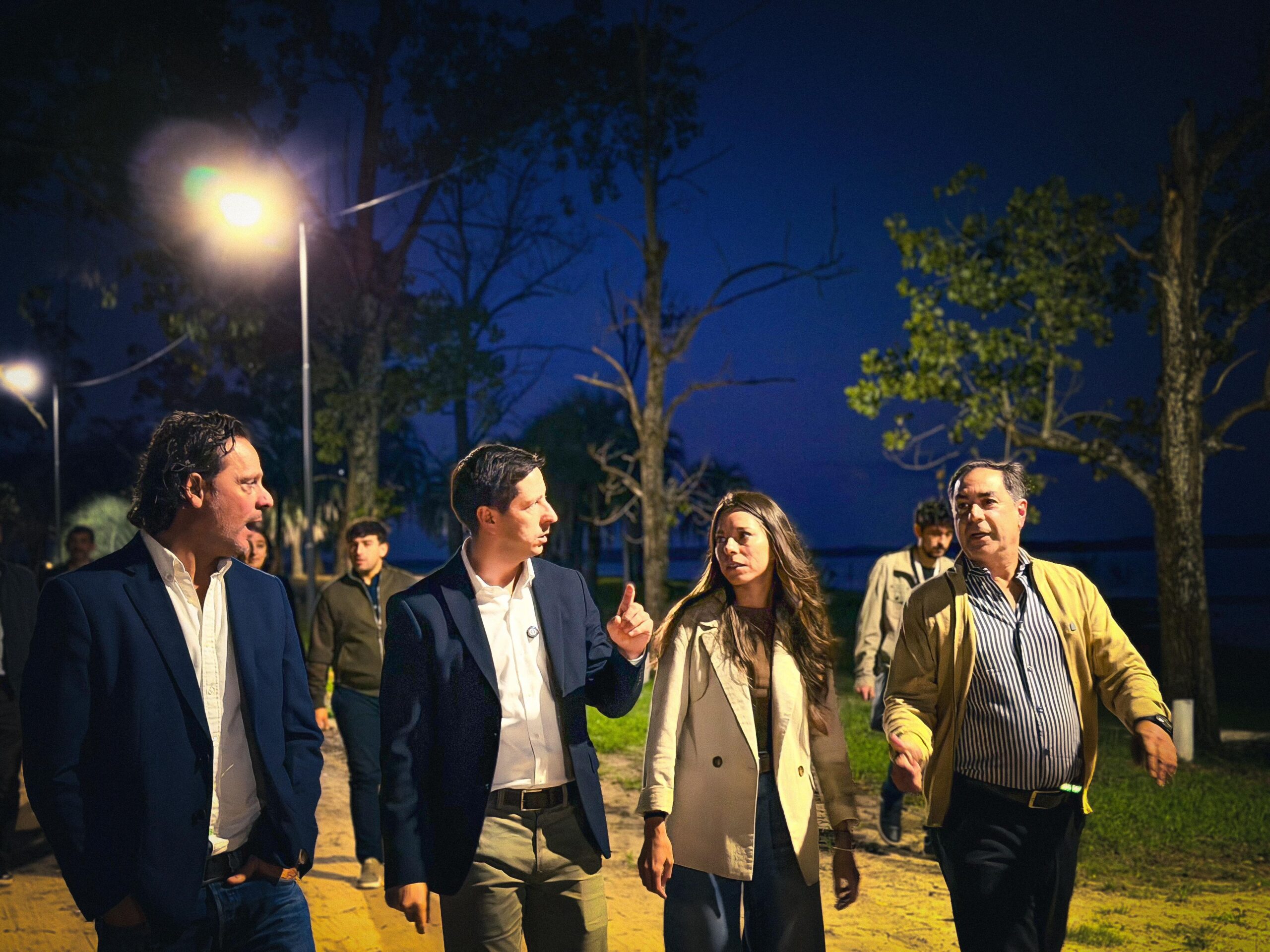 Avanza la puesta en valor del Complejo Camping Las Palmeras con la inauguración de su nueva iluminación