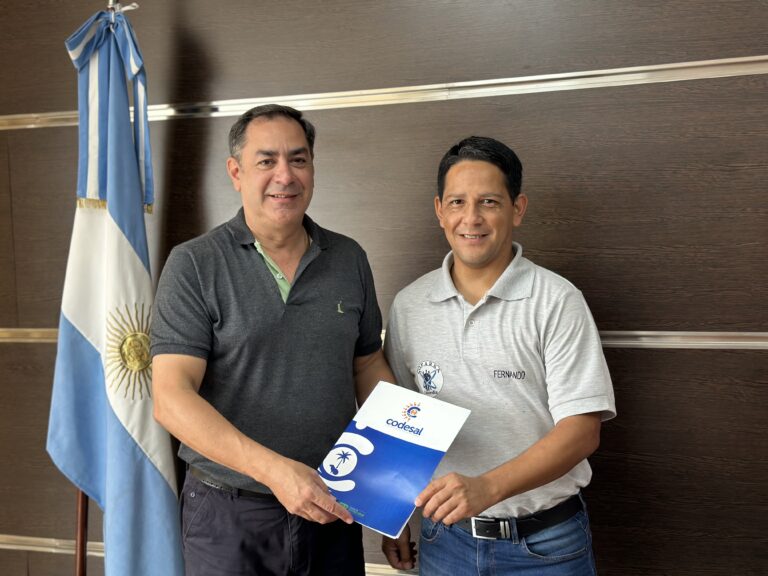 CODESAL firmó un convenio de colaboración con la Asociación Civil CO.F.A.R.S.A.