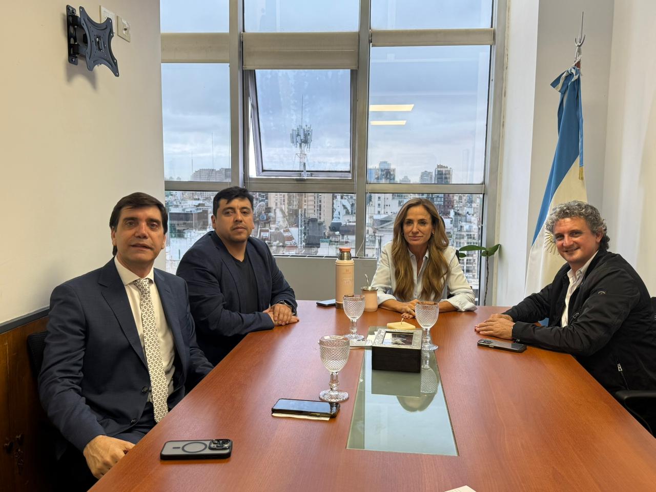 El Intendente Bravo junto a la Diputada Tolosa Paz avanzan para impulsar Ley de Desarrollo del Termalismo en el País