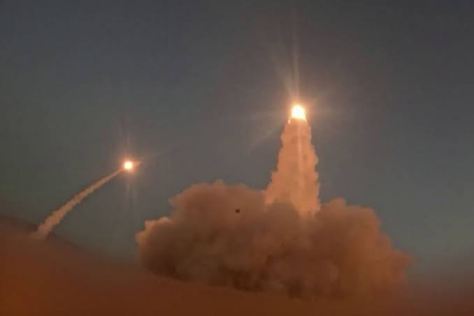 Irán lanzó nuevos ataques con misiles y drones contra bases estadounidenses en Bahréin, Kuwait y Jordania