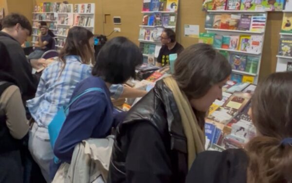 Con miles de visitantes y destacados autores nacionales, cerró la Feria Provincial del Libro en Concordia