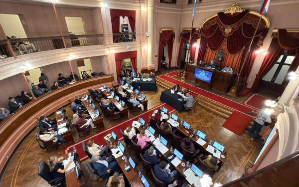 El Bloque de Juntos por Entre Ríos respalda la exposición de Berisso en Diputados y apoya la política alimentaria escolar