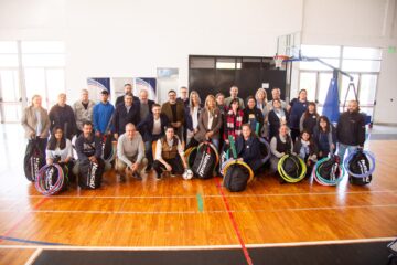 El Gobierno de Entre Ríos entregó kits deportivos a 24 escuelas de Concordia