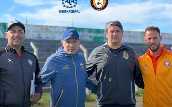 AFA Internacional llegó a Salto FC para observar a jóvenes futbolistas de Concordia