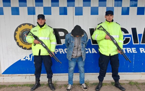 Detienen a ciudadano uruguayo armado, prófugo de la justicia uruguaya y con droga